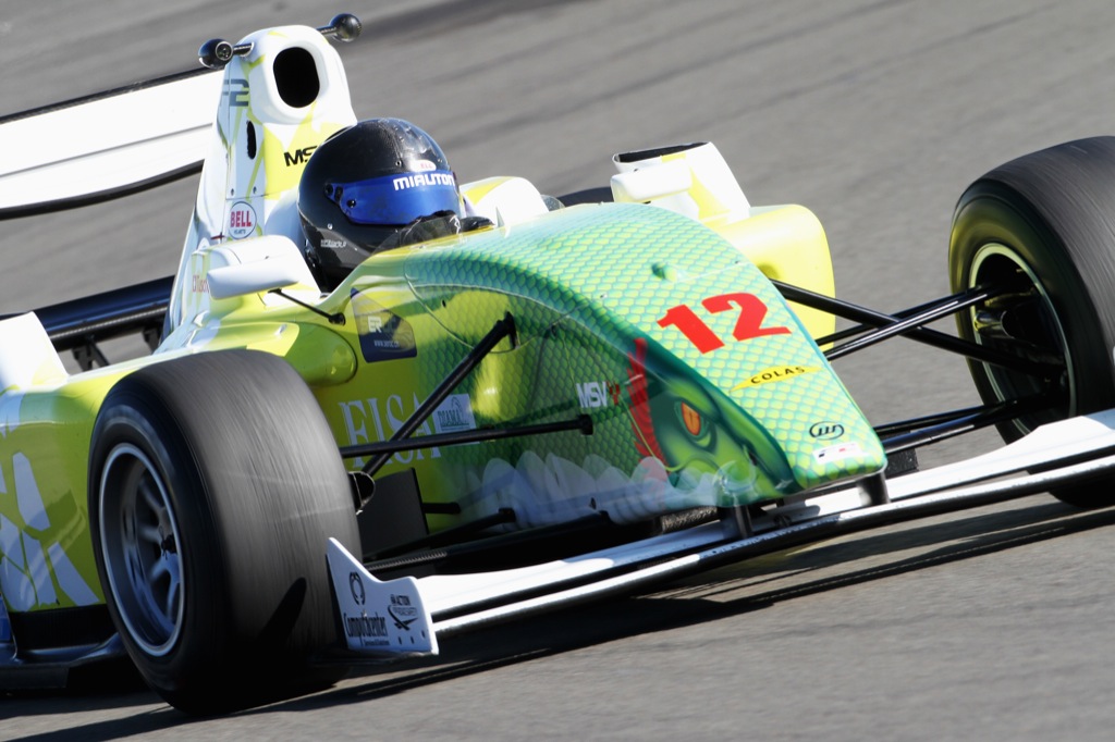F2rd03sat043
